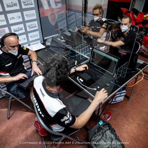 Meccanici Barni Racing Team - Mugello SBK CIV 2020